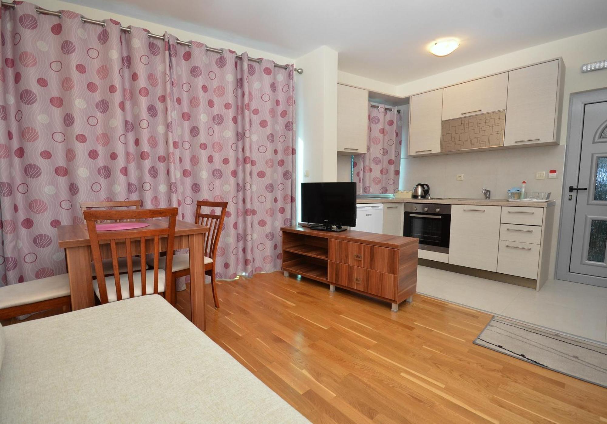 Apartments Rafailovic Ljubo Rafajlovići Habitación foto
