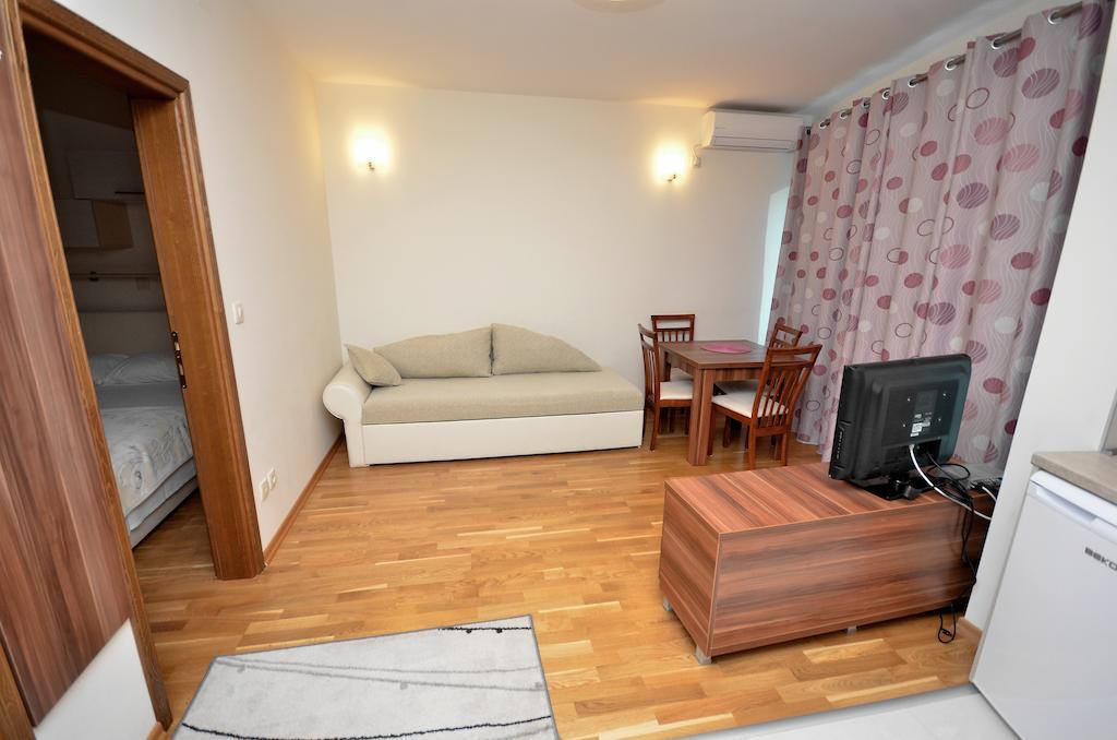 Apartments Rafailovic Ljubo Rafajlovići Habitación foto