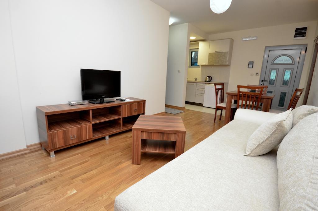 Apartments Rafailovic Ljubo Rafajlovići Habitación foto